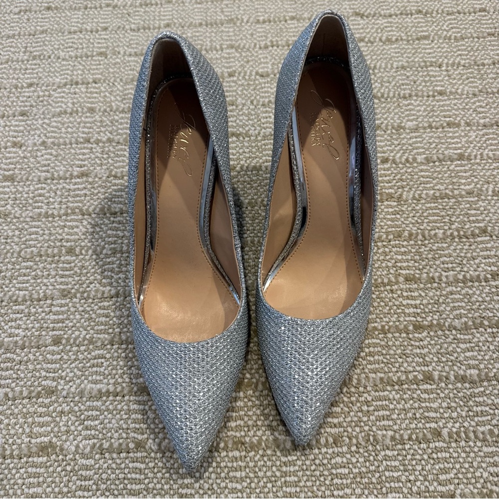 Like New! Badgley Mischka Jewel Silver Women's Heels | Size 8.5